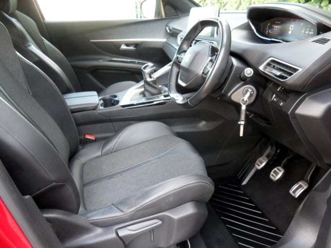 2025 Peugeot 3008