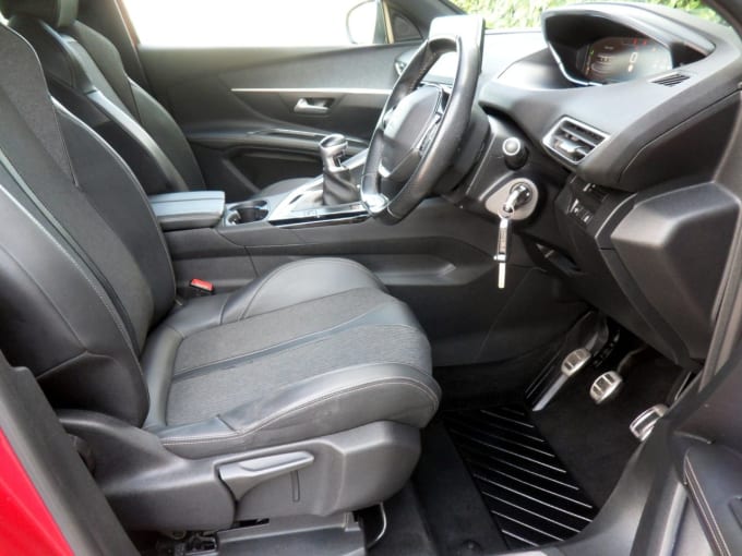 2025 Peugeot 3008