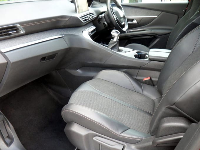 2025 Peugeot 3008