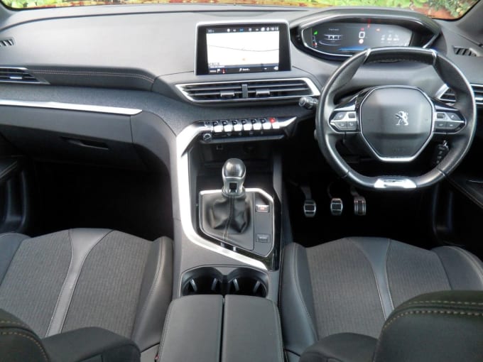 2025 Peugeot 3008