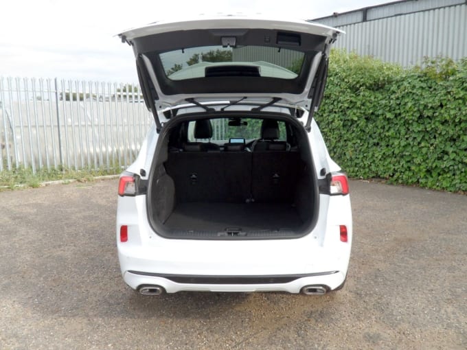 2025 Ford Kuga