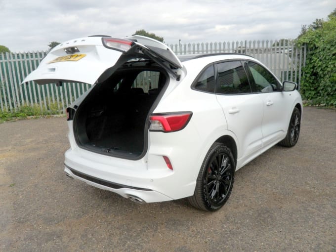 2025 Ford Kuga