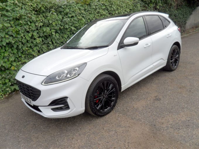 2025 Ford Kuga
