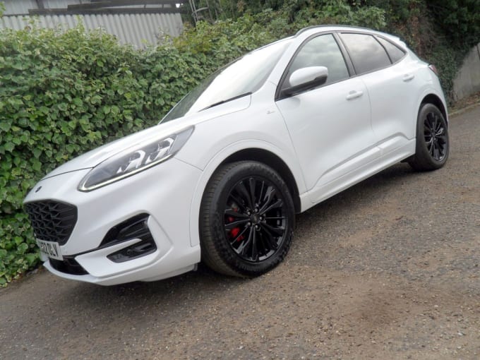 2025 Ford Kuga