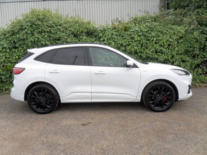 2025 Ford Kuga