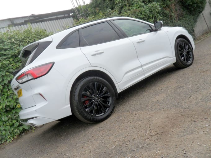 2025 Ford Kuga