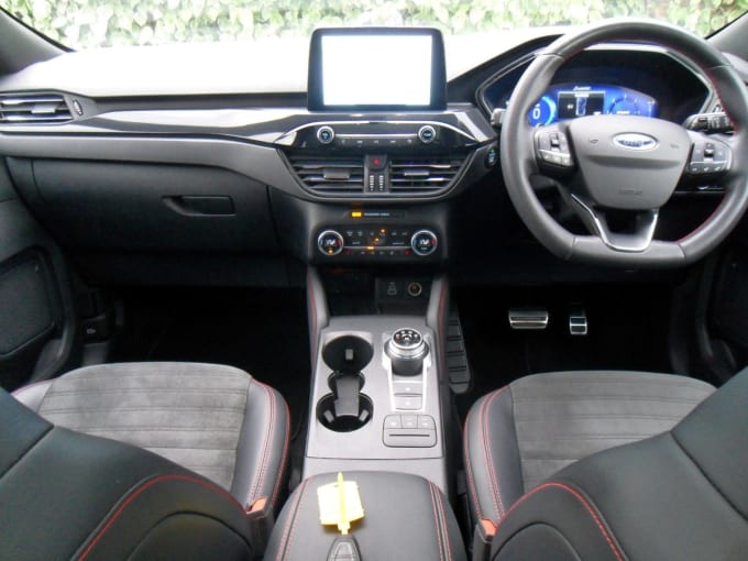 2025 Ford Kuga