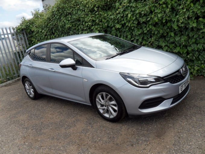 2025 Vauxhall Astra