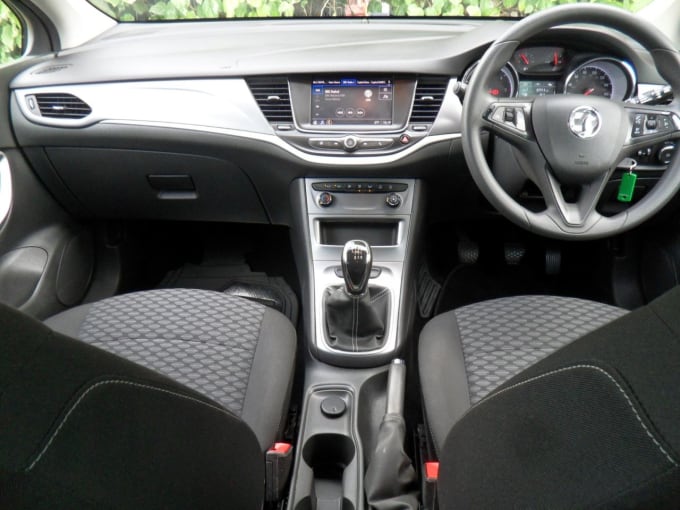 2025 Vauxhall Astra