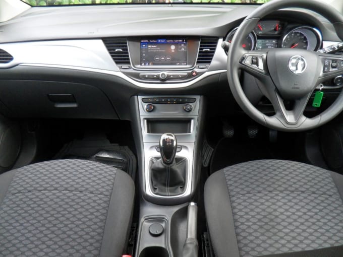 2025 Vauxhall Astra