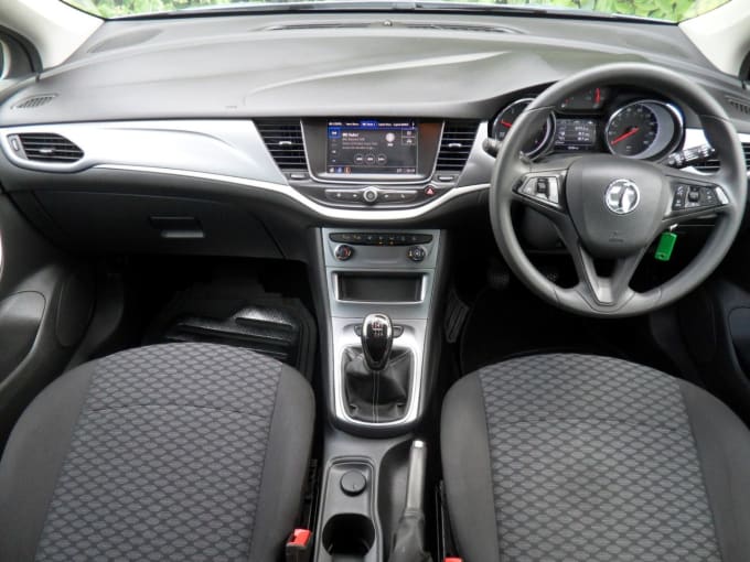 2025 Vauxhall Astra