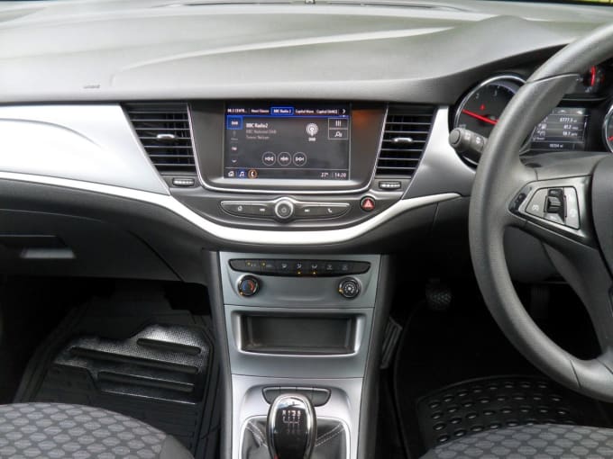 2025 Vauxhall Astra