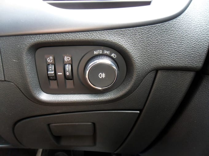 2025 Vauxhall Astra