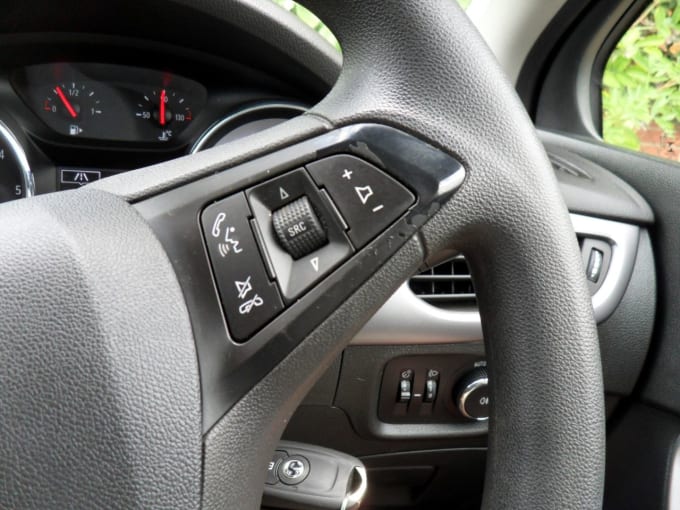 2025 Vauxhall Astra