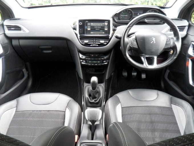 2025 Peugeot 2008