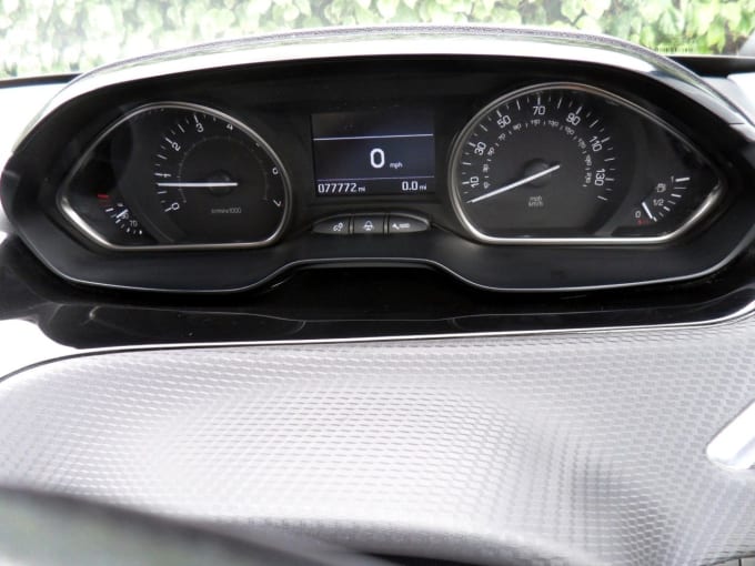 2025 Peugeot 2008