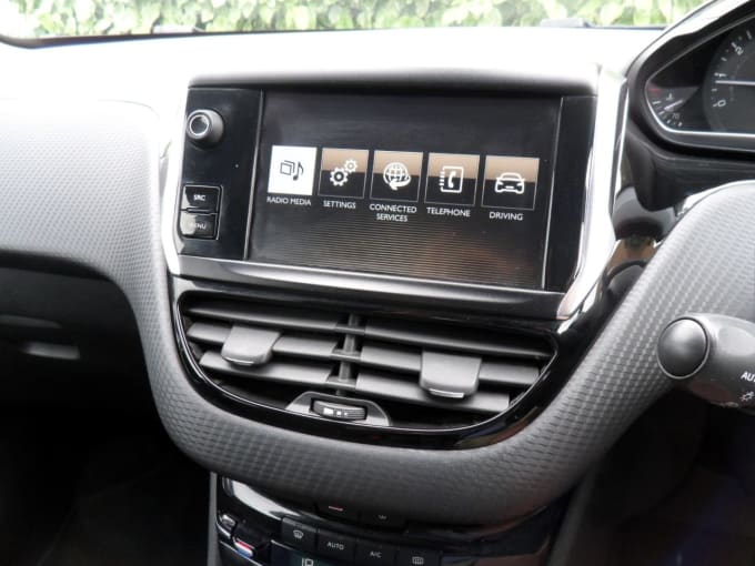 2025 Peugeot 2008