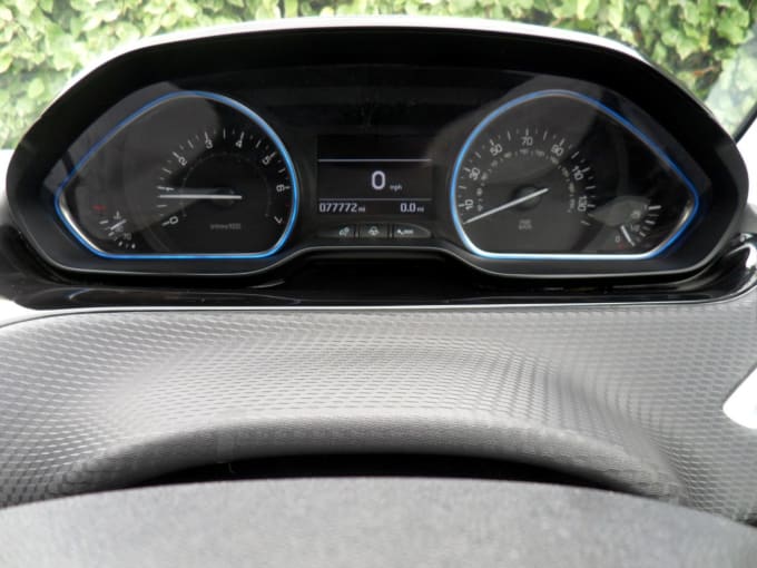 2025 Peugeot 2008
