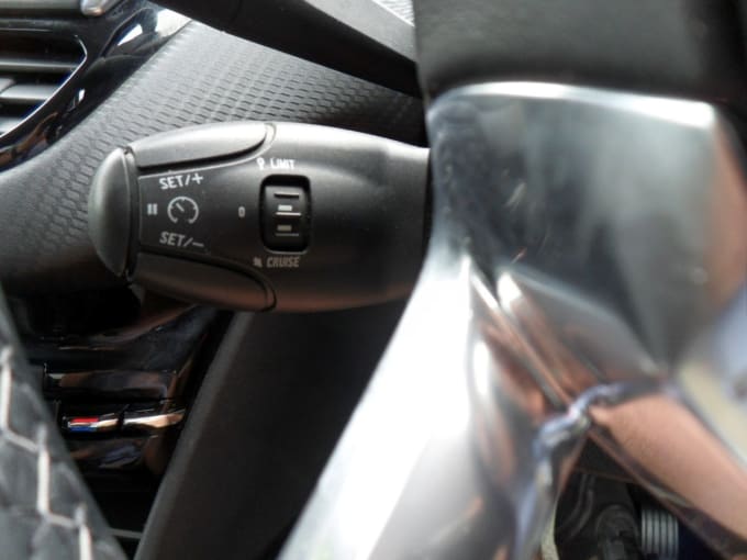 2025 Peugeot 2008