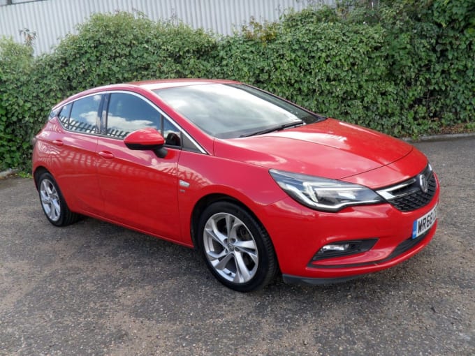 2025 Vauxhall Astra