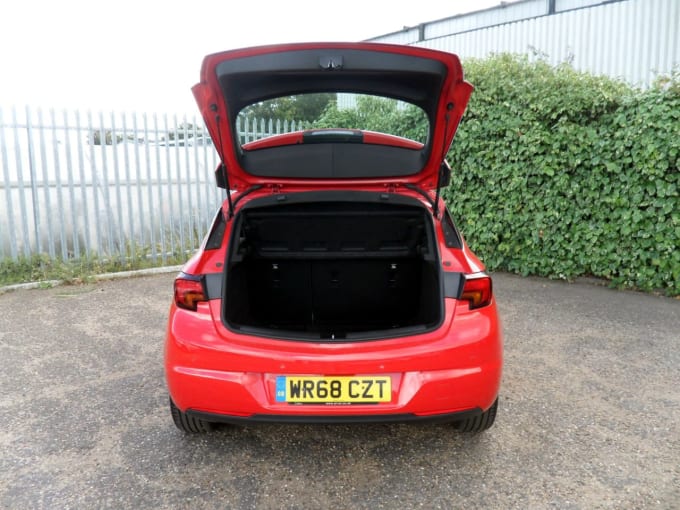 2025 Vauxhall Astra