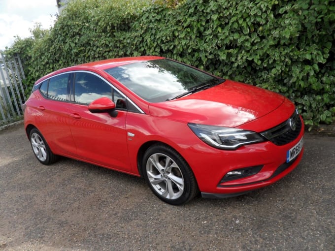 2025 Vauxhall Astra