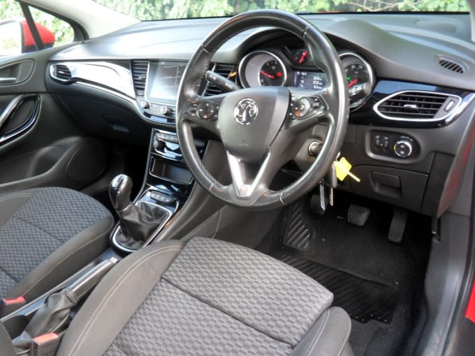2025 Vauxhall Astra