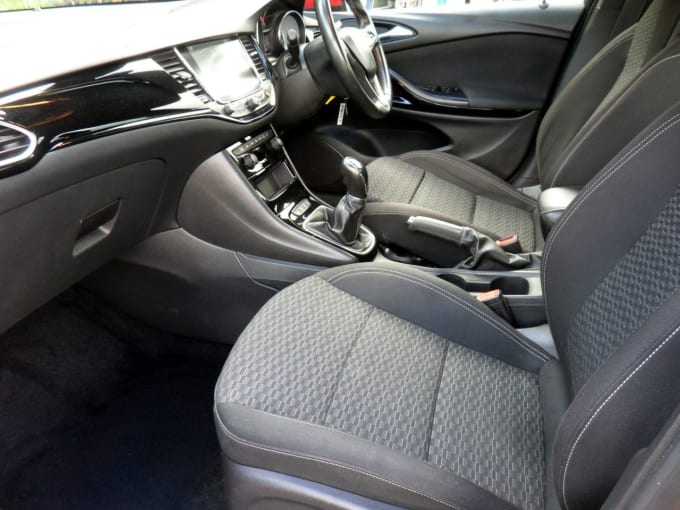 2025 Vauxhall Astra