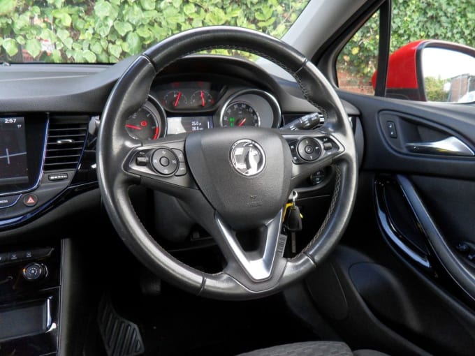 2025 Vauxhall Astra
