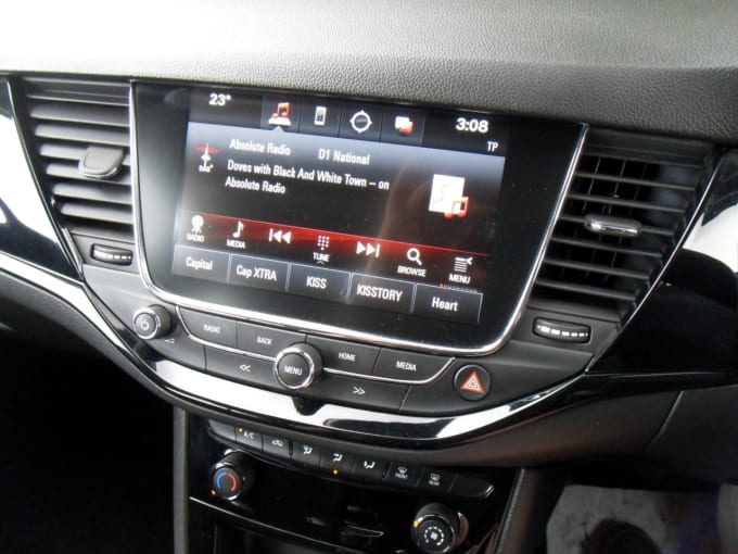 2025 Vauxhall Astra