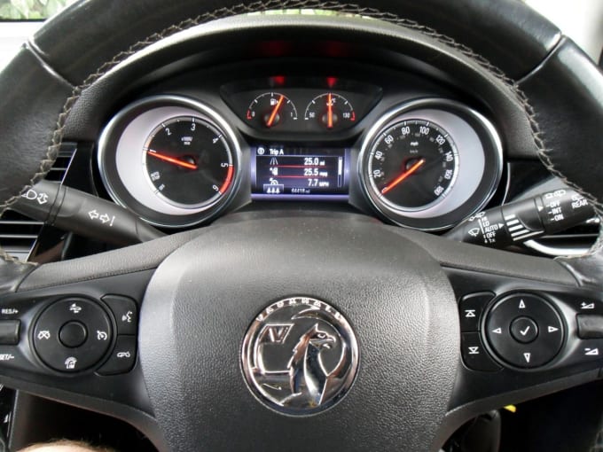 2025 Vauxhall Astra