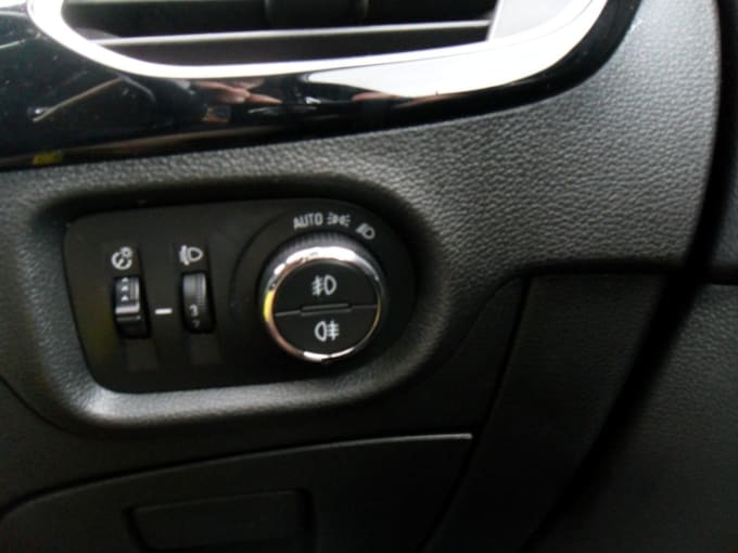 2025 Vauxhall Astra
