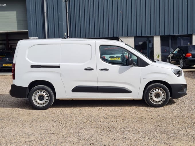 2024 Vauxhall Combo