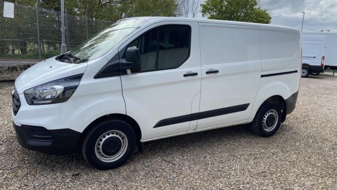 2024 Ford Transit Custom