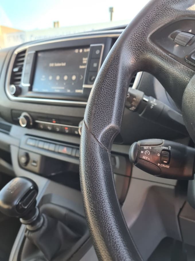 2025 Vauxhall Vivaro