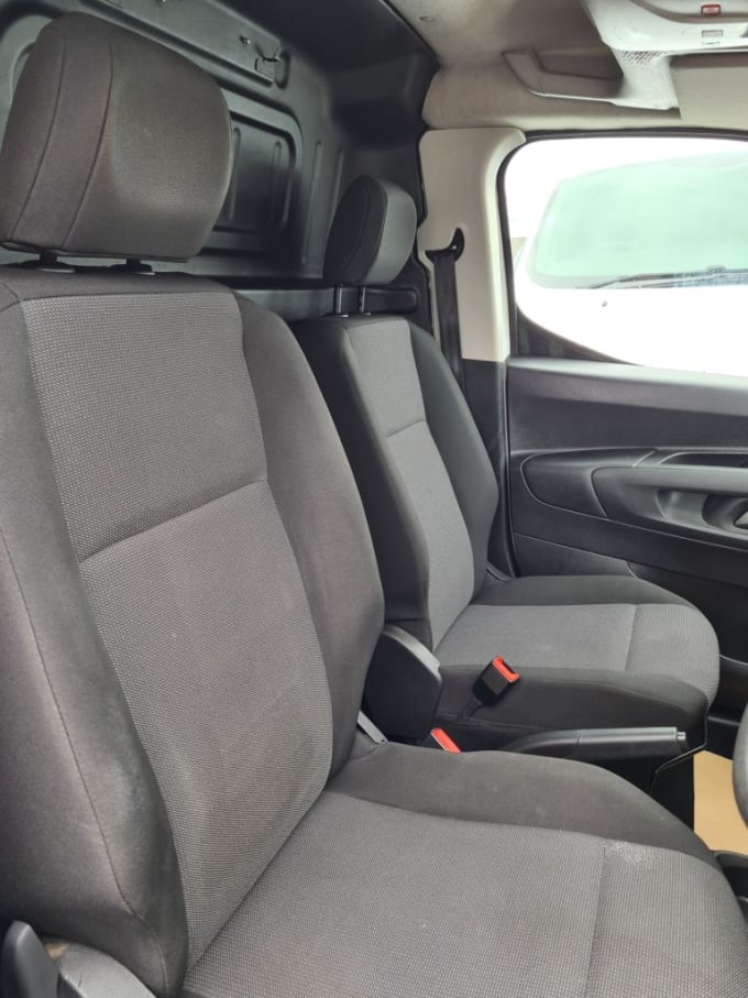 2025 Vauxhall Combo