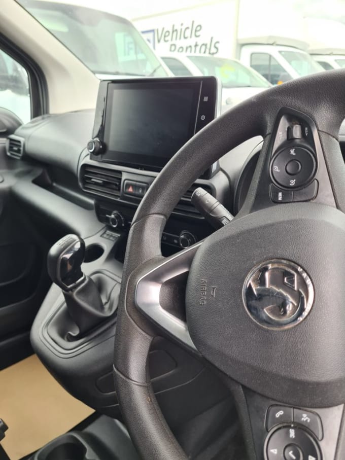2025 Vauxhall Combo
