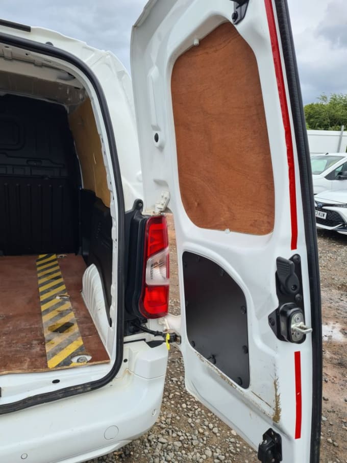 2025 Vauxhall Combo