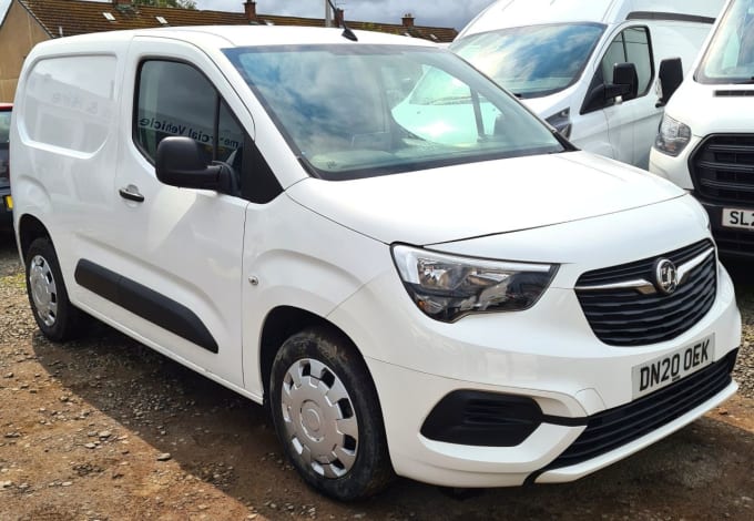 2025 Vauxhall Combo
