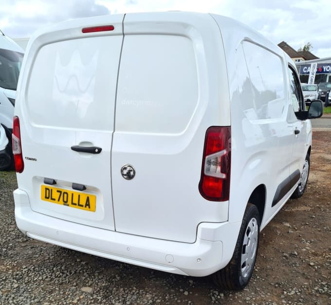 2025 Vauxhall Combo