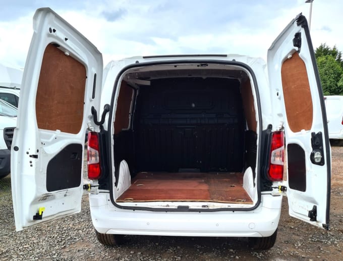 2025 Vauxhall Combo