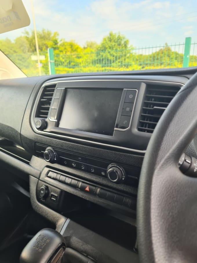 2025 Vauxhall Vivaro