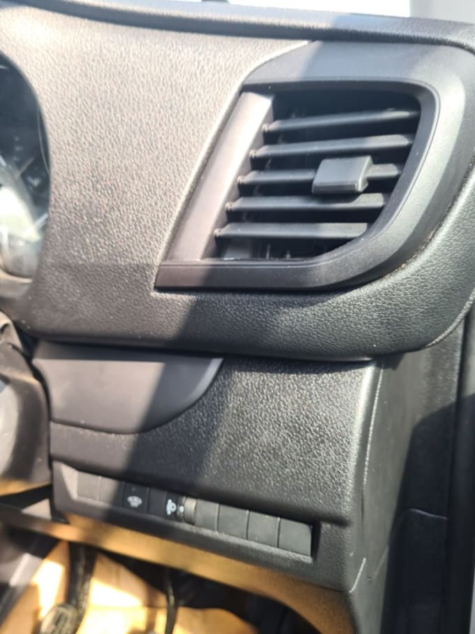 2025 Vauxhall Vivaro