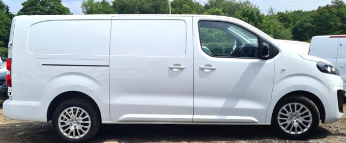 2025 Vauxhall Vivaro