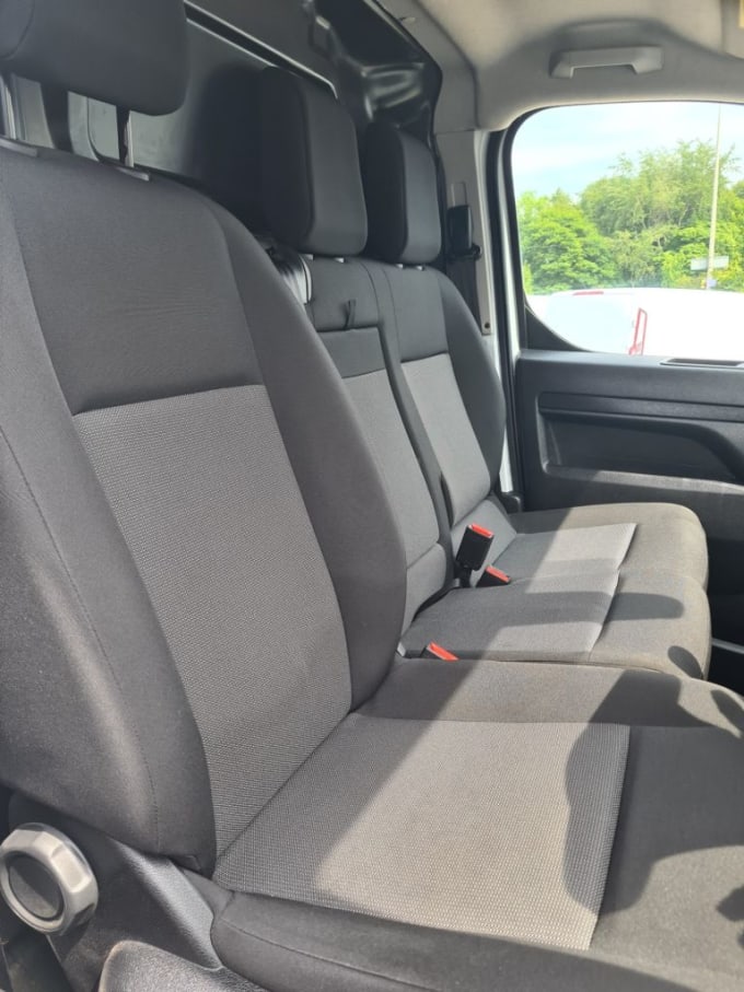 2025 Vauxhall Vivaro