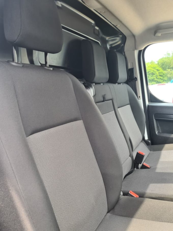 2025 Vauxhall Vivaro