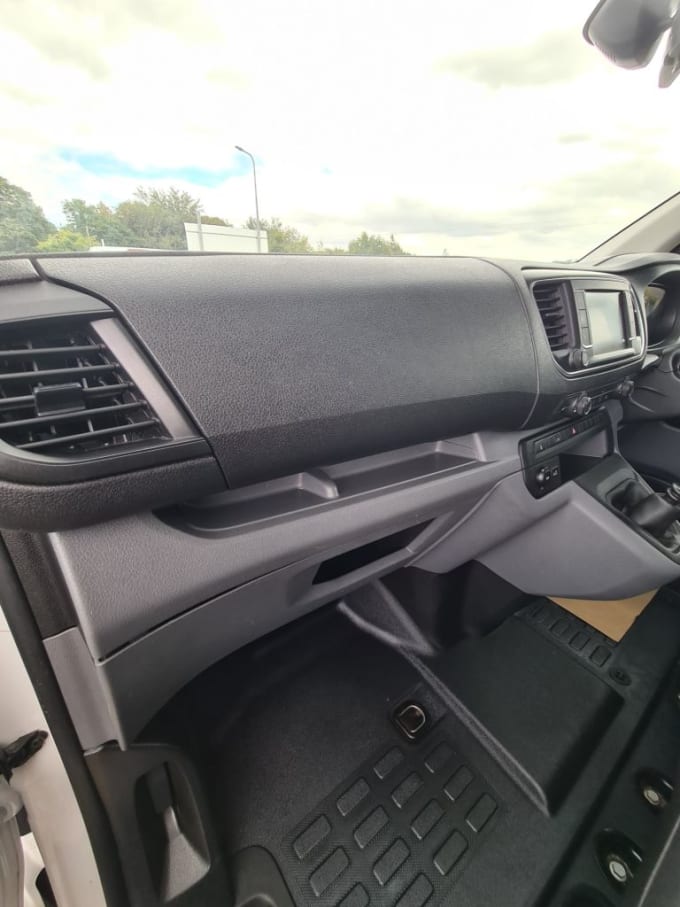 2025 Vauxhall Vivaro