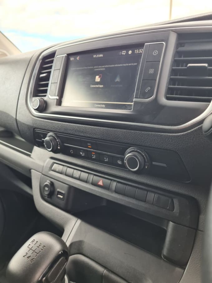 2025 Vauxhall Vivaro