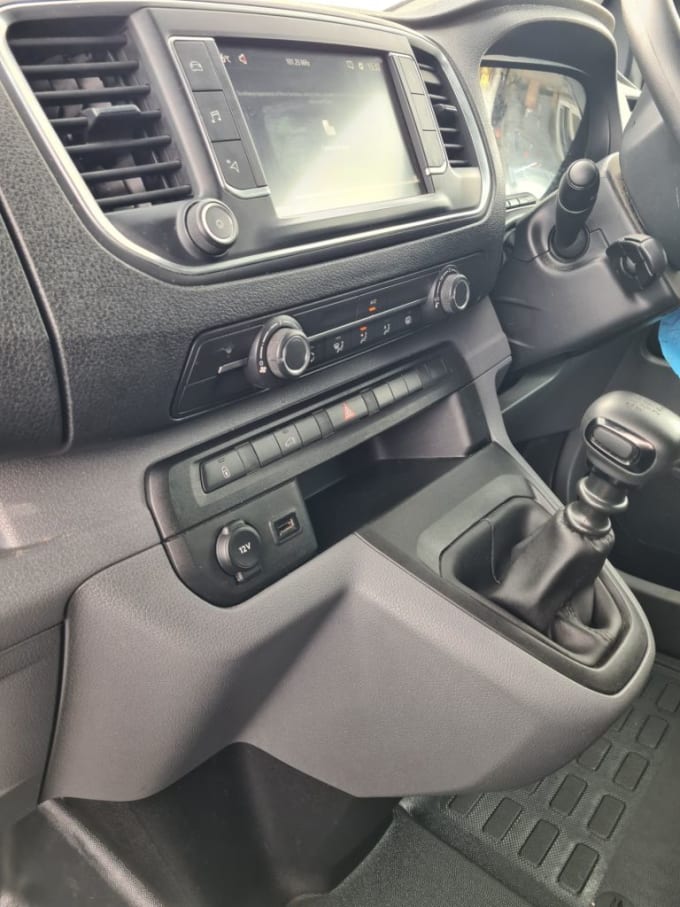 2025 Vauxhall Vivaro