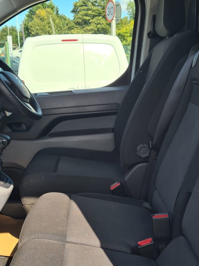 2025 Vauxhall Vivaro